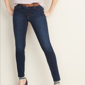 Old Navy 2 Long Mid Rise Pop Icon Skinny Jeans